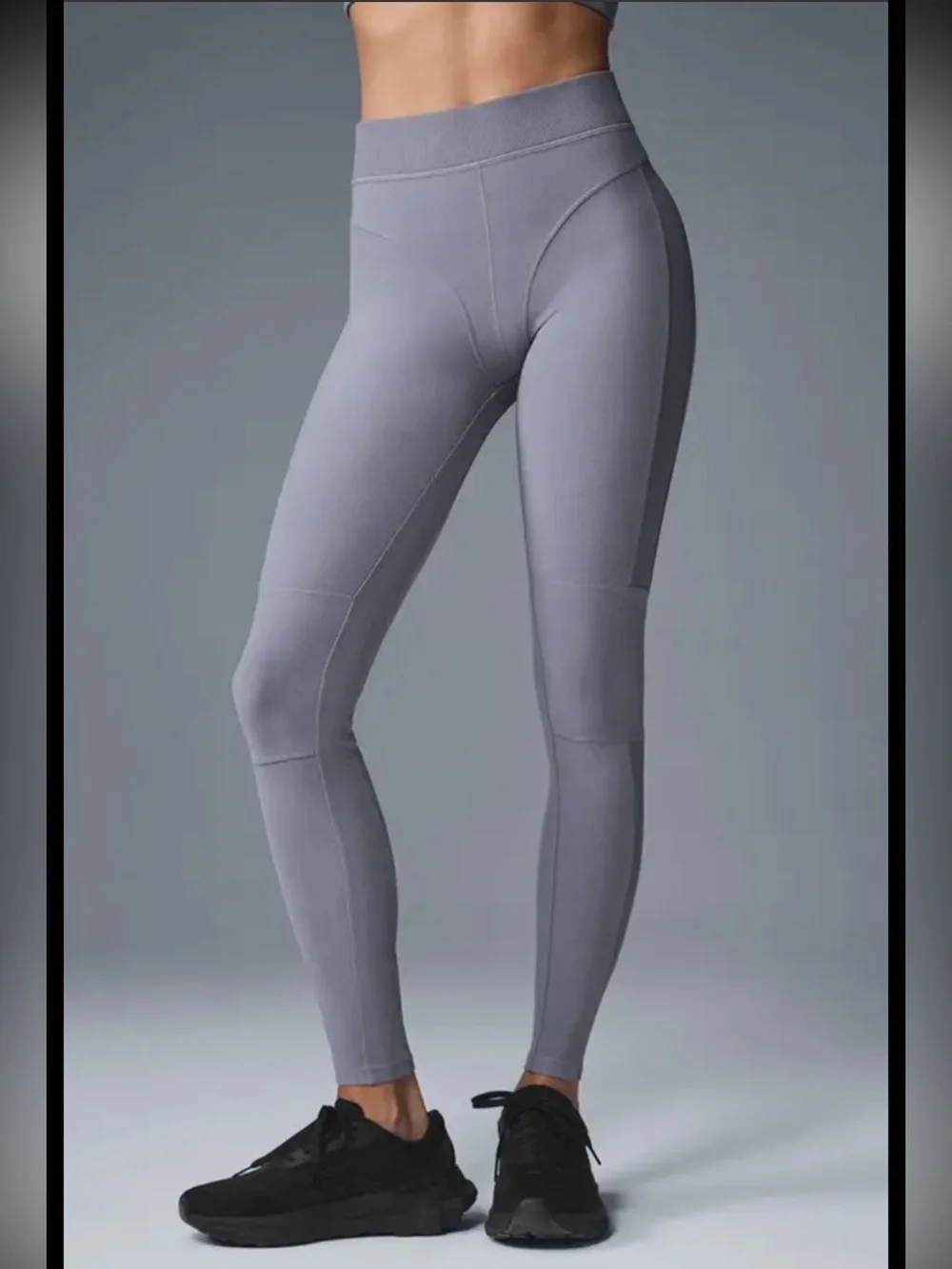 Alo yoga S/XS alosoft head start bra and leggings set.